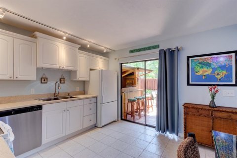 Townhouse in New Smyrna Beach, Florida 2 bedrooms, 123.37 sq.m. № 1784554 - photo 11