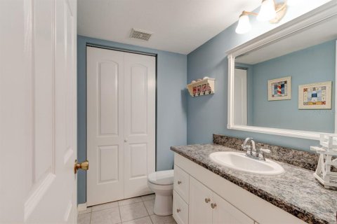 Townhouse in New Smyrna Beach, Florida 2 bedrooms, 123.37 sq.m. № 1784554 - photo 13