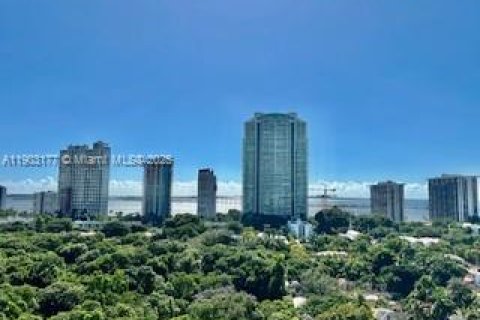 Снять в аренду кондоминиум в Майами, Флорида 1 спальня, 62.52м2, № 1954644 - фото 18