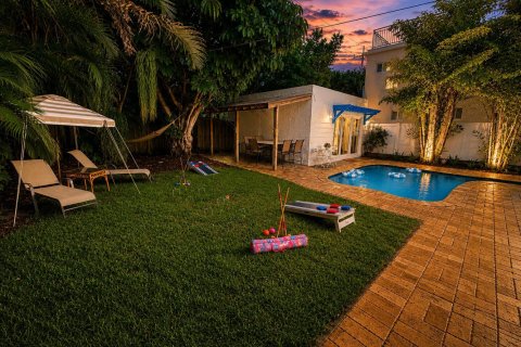 Villa ou maison à vendre à Fort Lauderdale, Floride: 5 chambres, 183.02 m2 № 2353797 - photo 3