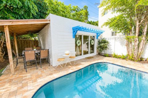 Villa ou maison à vendre à Fort Lauderdale, Floride: 5 chambres, 183.02 m2 № 2353797 - photo 10