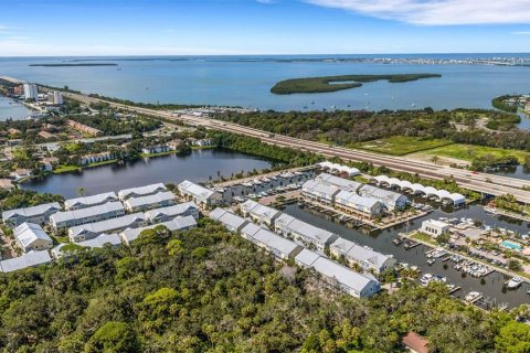 Touwnhouse à vendre à Saint Petersburg, Floride: 4 chambres, 183.02 m2 № 1919479 - photo 2