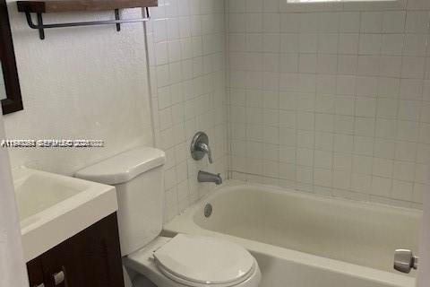 Copropriété à louer à Miami, Floride: 1 chambre, 38.93 m2 № 1997378 - photo 2