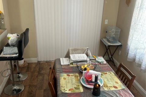 Casa en venta en Port Richey, Florida, 2 dormitorios, 97.27 m2 № 2155478 - foto 8