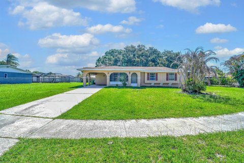 Casa en Port St. Lucie, Florida 3 dormitorios, 108.32 m2 № 2078358