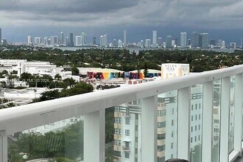 Copropriété à louer à Miami Beach, Floride: 1 chambre, 87.89 m2 № 2046141 - photo 3