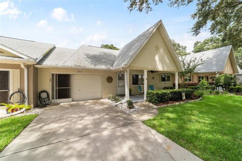 Casa en venta en Ocala, Florida, 2 dormitorios, 116.03 m2 № 1903558 - foto 1