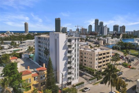 Condominio en venta en Miami Beach, Florida, 1 dormitorio, 83.61 m2 № 2000447 - foto 19
