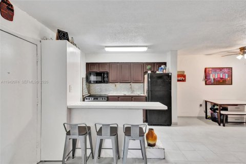 Condominio en venta en Miami Beach, Florida, 1 dormitorio, 83.61 m2 № 2000447 - foto 5