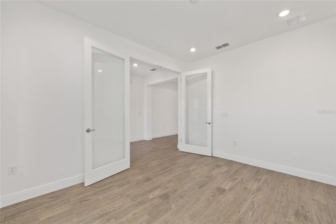 Villa ou maison à vendre à Ocala, Floride: 2 chambres, 159.61 m2 № 2107856 - photo 10