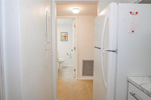 Copropriété à vendre à Saint Pete Beach, Floride: 1 chambre, 78.32 m2 № 2129163 - photo 16
