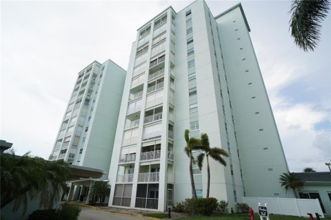Copropriété à vendre à Saint Pete Beach, Floride: 1 chambre, 78.32 m2 № 2129163 - photo 3