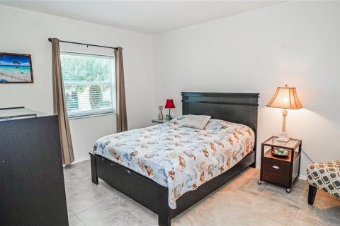 Copropriété à vendre à Saint Pete Beach, Floride: 1 chambre, 78.32 m2 № 2129163 - photo 10
