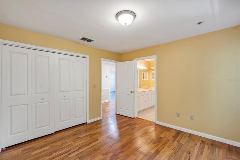 House in Mount Dora, Florida 4 bedrooms, 288.46 sq.m. № 1817222 - photo 24