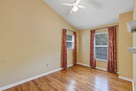 House in Mount Dora, Florida 4 bedrooms, 288.46 sq.m. № 1817222 - photo 22