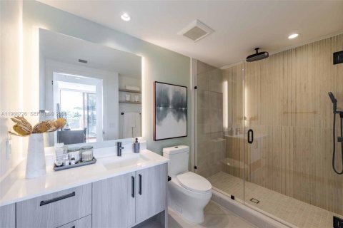Appartement à louer à Miami Beach, Floride: 1 chambre, 76.74 m2 № 2346691 - photo 6