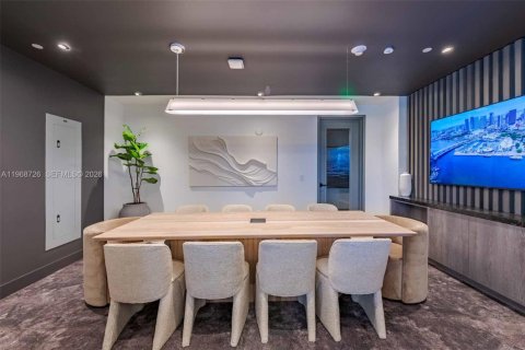 Appartement à louer à Miami Beach, Floride: 1 chambre, 76.74 m2 № 2346691 - photo 18