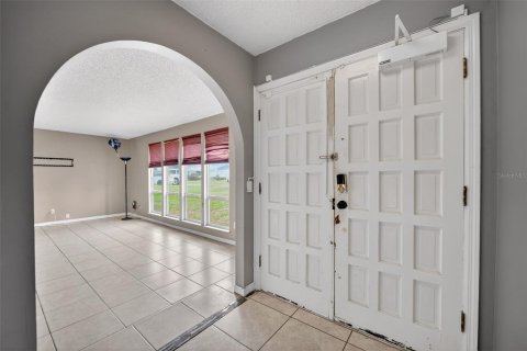 House in Longwood, Florida 4 bedrooms, 180.88 sq.m. № 2210406 - photo 3