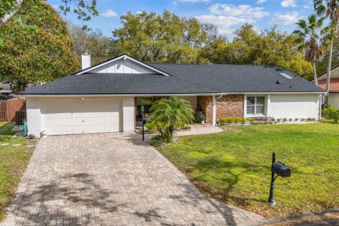 Casa en venta en Orlando, Florida, 3 dormitorios, 176.14 m2 № 1913230 - foto 1