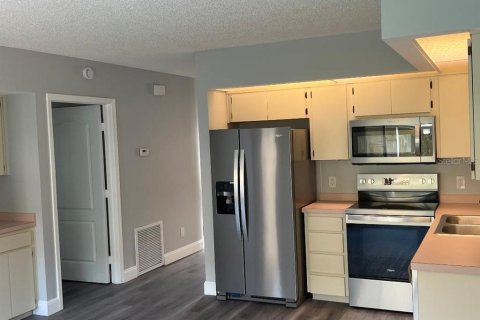 Copropriété à vendre à Clearwater, Floride: 2 chambres, 112.41 m2 № 2215891 - photo 7