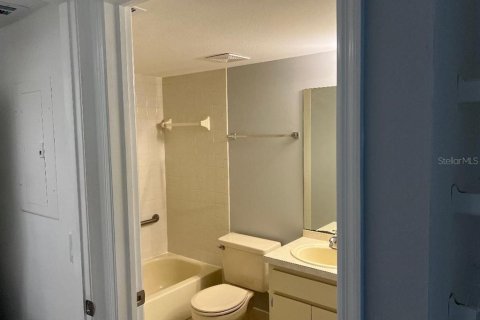 Copropriété à vendre à Clearwater, Floride: 2 chambres, 112.41 m2 № 2215891 - photo 24