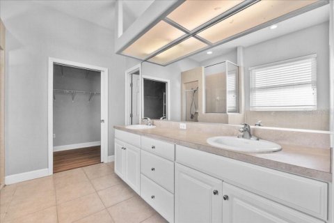 House in Lakeland, Florida 3 bedrooms, 176.33 sq.m. № 1911193 - photo 26