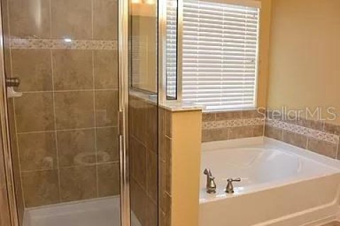 Villa ou maison à louer à Lakeland, Floride: 4 chambres, 268.67 m2 № 1792161 - photo 5