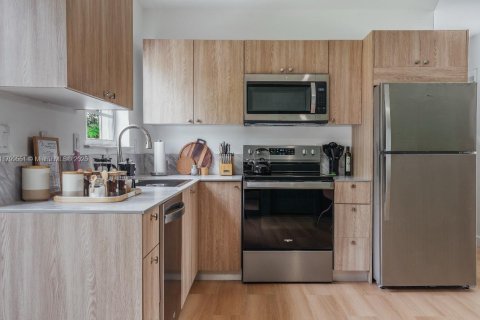 Villa ou maison à vendre à North Miami Beach, Floride: 3 chambres, 93.65 m2 № 1730690 - photo 3