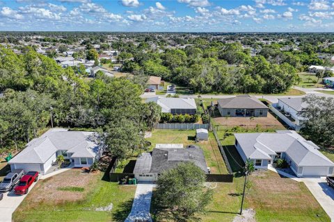 Casa en venta en Port Charlotte, Florida, 2 dormitorios, 108.23 m2 № 2103716 - foto 3