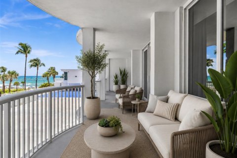 Condo in Miami Beach, Florida, 2 bedrooms  № 2086957