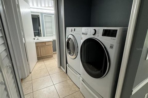 Condominio en venta en Orlando, Florida, 2 dormitorios, 94.11 m2 № 2118828 - foto 6