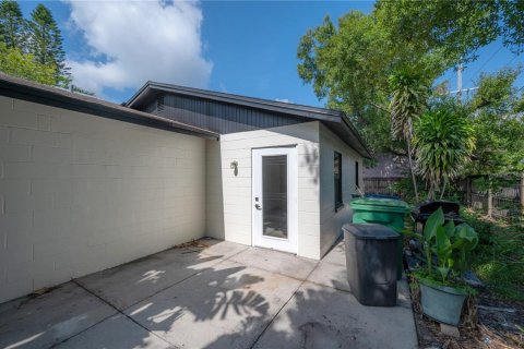 Снять в аренду виллу или дом в Тампа, Флорида 3 комнаты, 139.35м2, № 2095535 - фото 13