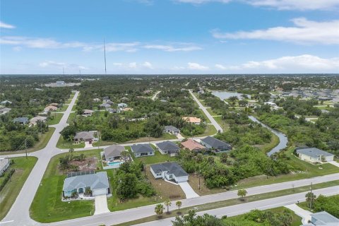 House in Rotonda, Florida 3 bedrooms, 168.43 sq.m. № 1777962 - photo 25