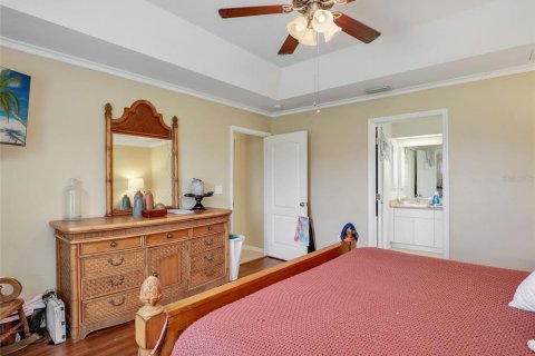 House in Cape Coral, Florida 3 bedrooms, 166.85 sq.m. № 1838336 - photo 25