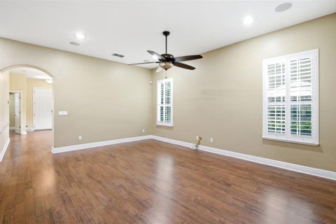 Townhouse in Oviedo, Florida 4 bedrooms, 203.64 sq.m. № 2408050 - photo 8