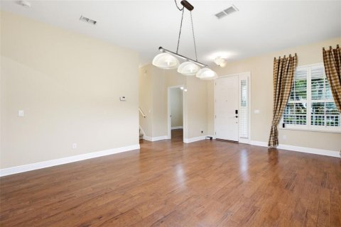 Townhouse in Oviedo, Florida 4 bedrooms, 203.64 sq.m. № 2408050 - photo 6