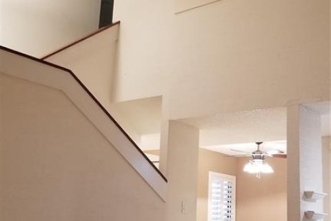 Купить таунхаус в Палм-Харбор, Флорида 6 комнат, 186.18м2, № 2097746 - фото 17