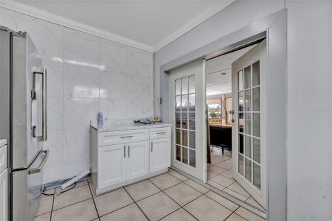 House in Orlando, Florida 3 bedrooms, 142.6 sq.m. № 1648641 - photo 8