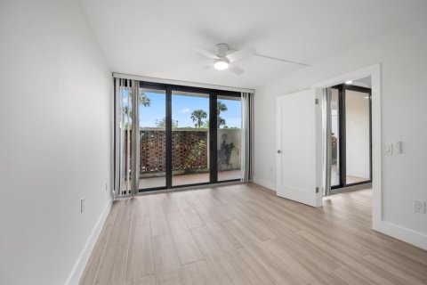 Condo in Jupiter, Florida, 2 bedrooms  № 2188249 - photo 12