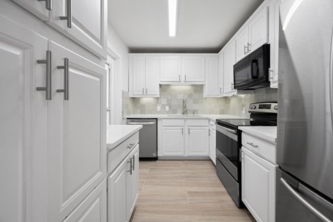 Condo in Jupiter, Florida, 2 bedrooms  № 2188249 - photo 10