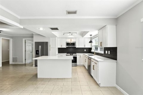 Villa ou maison à vendre à Winter Park, Floride: 4 chambres, 202.43 m2 № 1907457 - photo 5