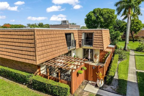Townhouse in Davie, Florida 3 bedrooms, 138.24 sq.m. № 1801039 - photo 24