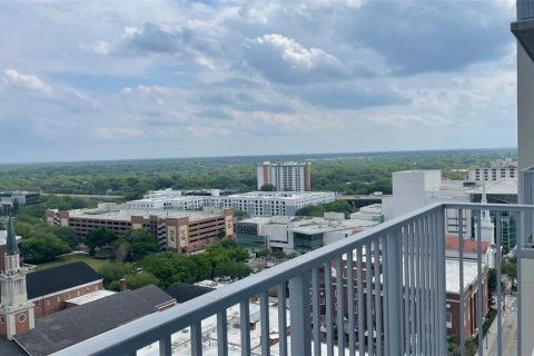 Condo in Orlando, Florida, 1 bedroom  № 2215529 - photo 3