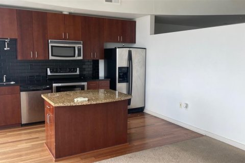 Condo in Orlando, Florida, 1 bedroom  № 2215529 - photo 8
