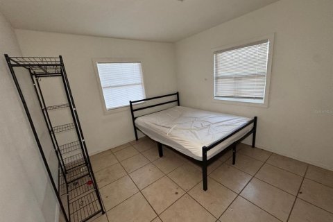 Casa en alquiler en Orlando, Florida, 4 dormitorios, 139.35 m2 № 2224442 - foto 15