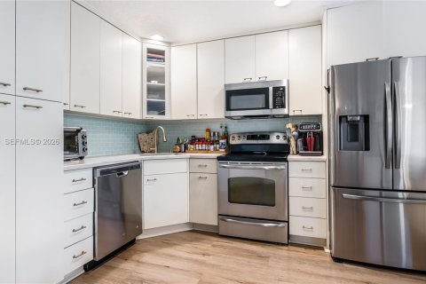 Adosado en venta en Dania Beach, Florida, 3 dormitorios, 171.87 m2 № 1998929 - foto 8