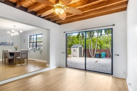 Adosado en venta en Dania Beach, Florida, 3 dormitorios, 171.87 m2 № 1998929 - foto 15