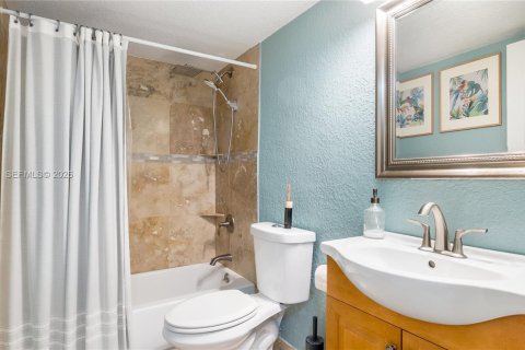 Adosado en venta en Dania Beach, Florida, 3 dormitorios, 171.87 m2 № 1998929 - foto 29