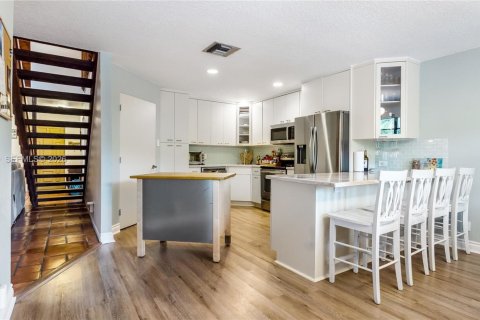 Adosado en venta en Dania Beach, Florida, 3 dormitorios, 171.87 m2 № 1998929 - foto 12