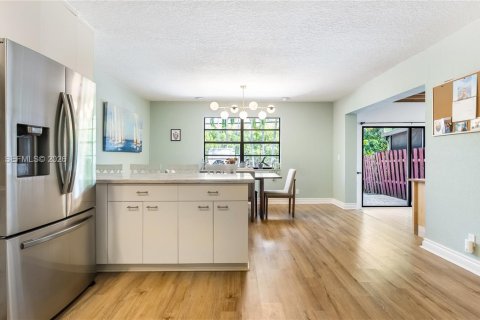 Adosado en venta en Dania Beach, Florida, 3 dormitorios, 171.87 m2 № 1998929 - foto 10